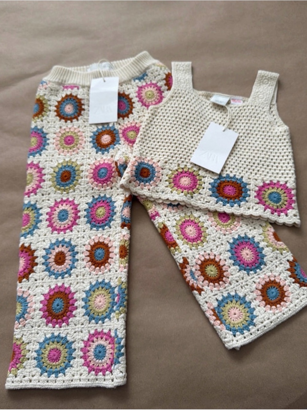 Zara Crochet Two-Piece Set in Cream with Multicolor Motifs Size 4T